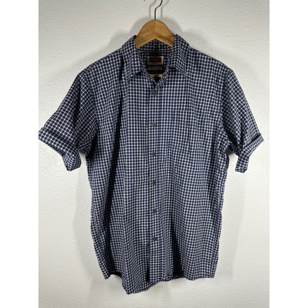 Wrangler Button Down Mens M Gingham Flex for Comfort Short Sleeve Plaid Shirt